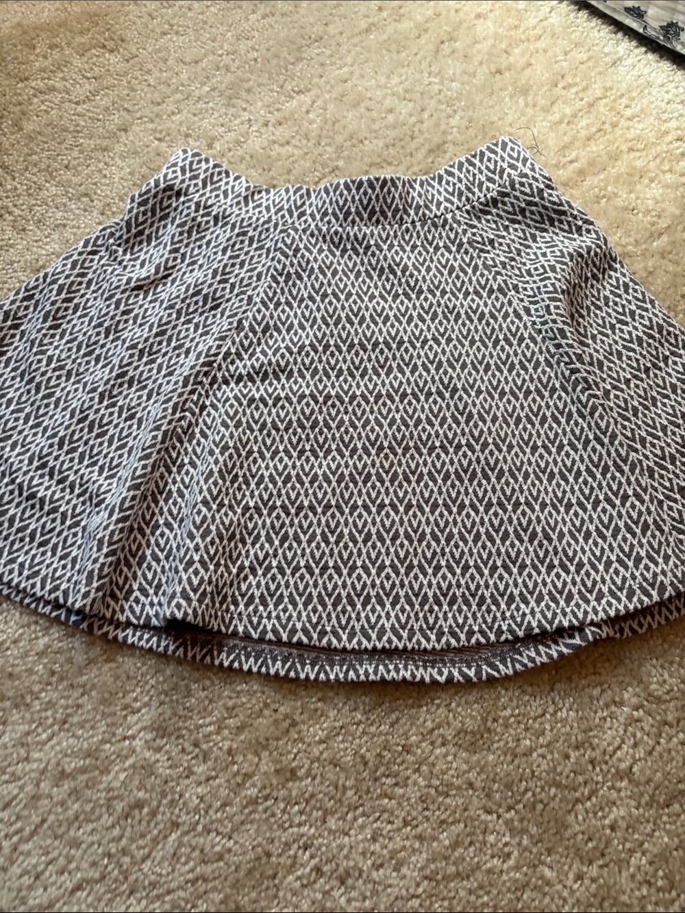 Aeropostale Black and White Circle Skirt